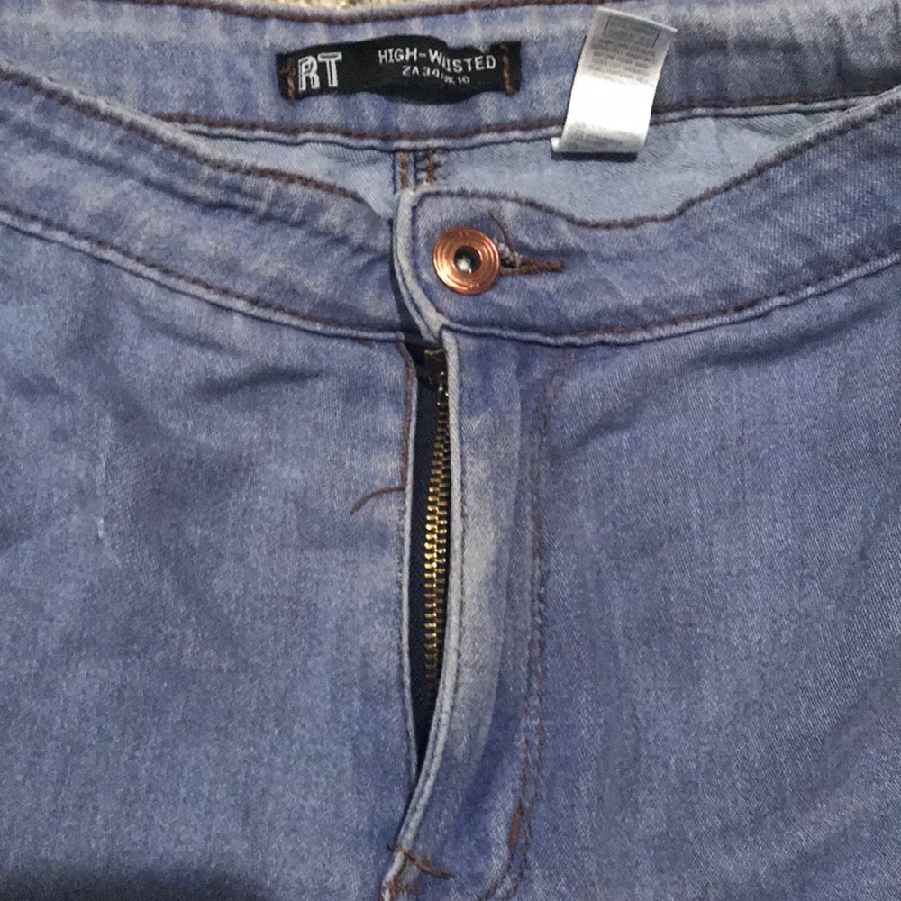 Ripped jeans - Picture 4 of 5